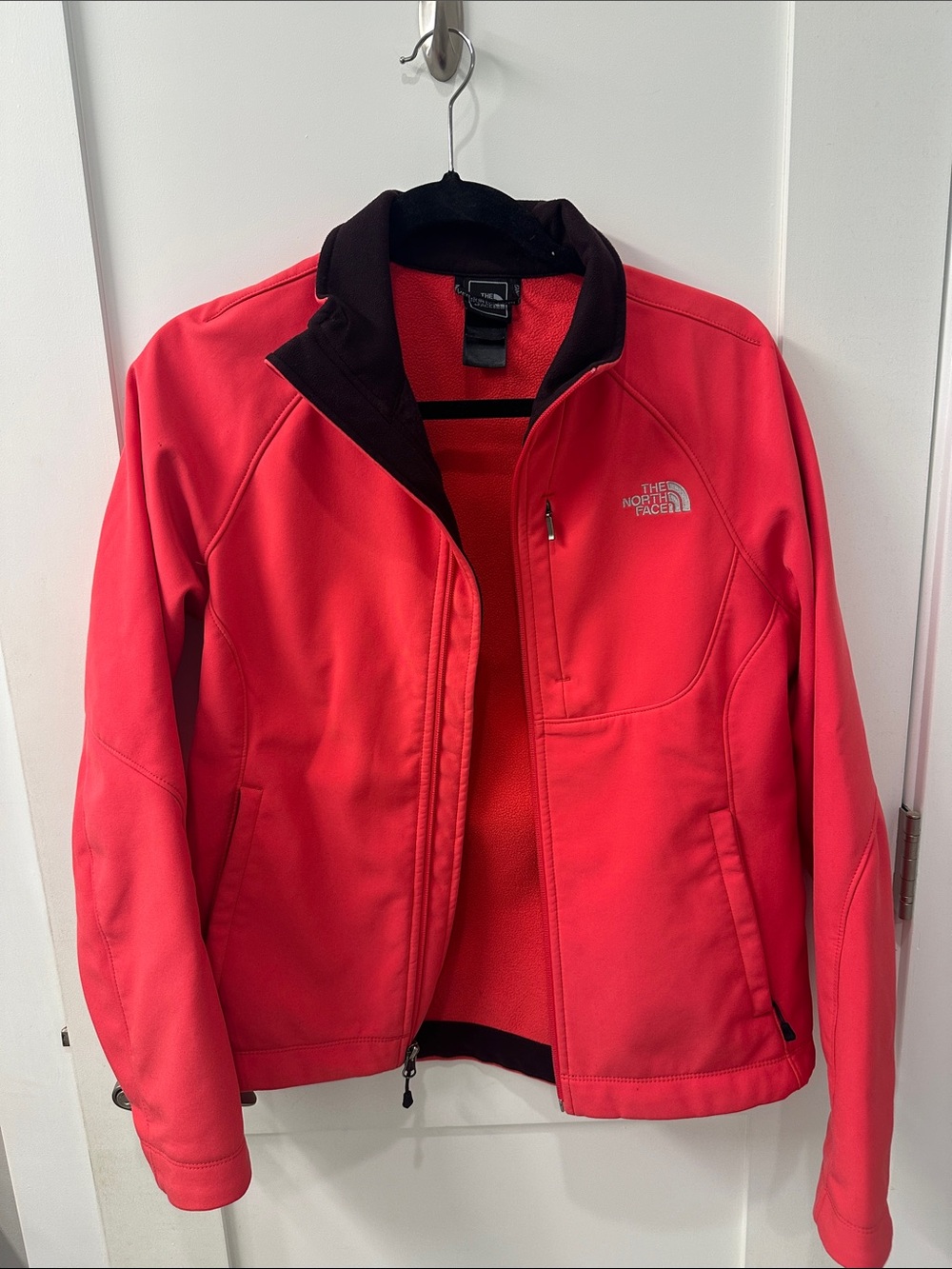 The North Face Women's Coral-Red Softshell Utility Jacket